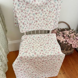 Lovely pair of vintage cotton ditsy floral  pillow slips shams shabby home stitched 1960&#39;s