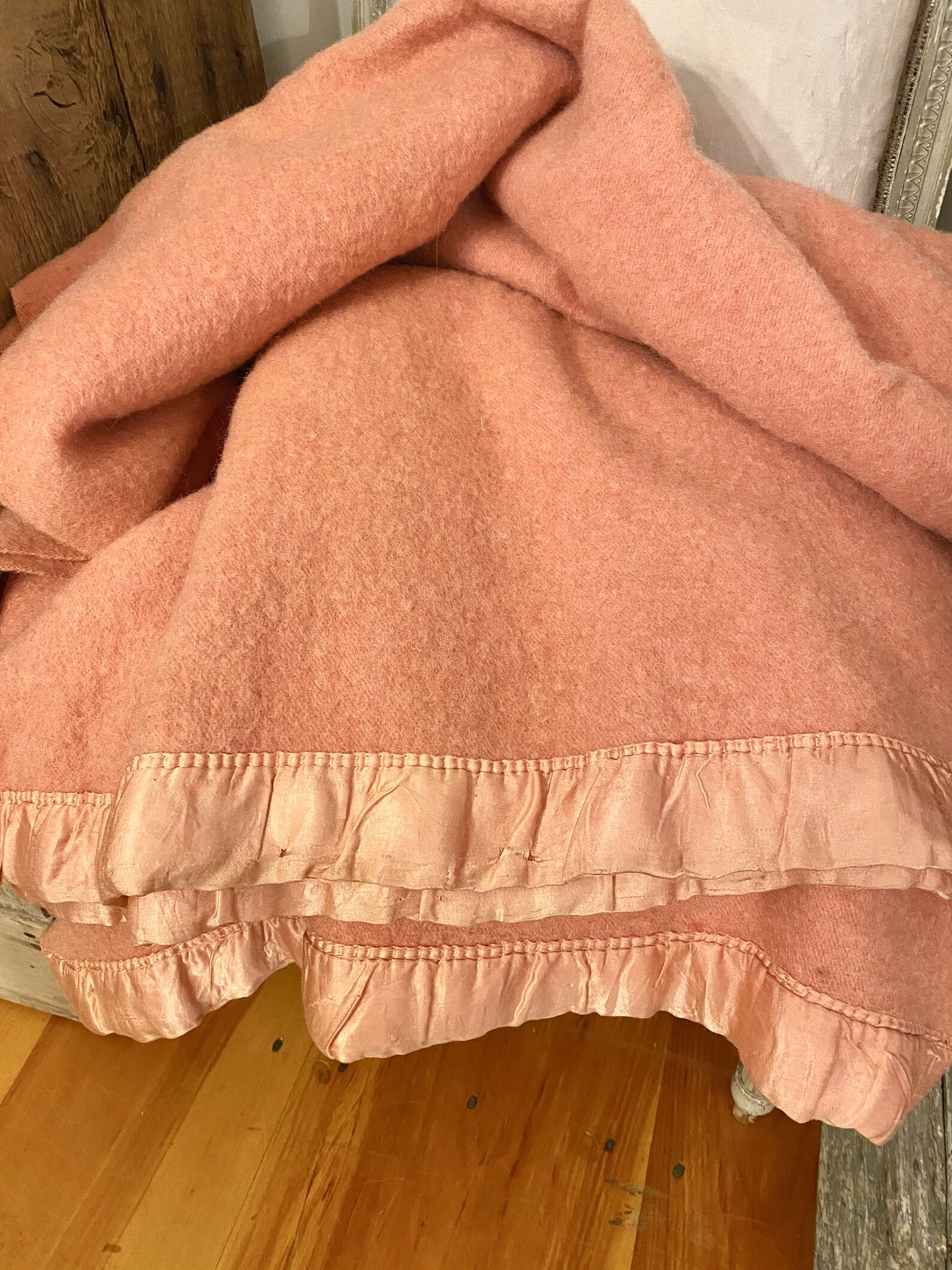 Very early Chatham wool blanket with satin . Salmon and pink Etsy