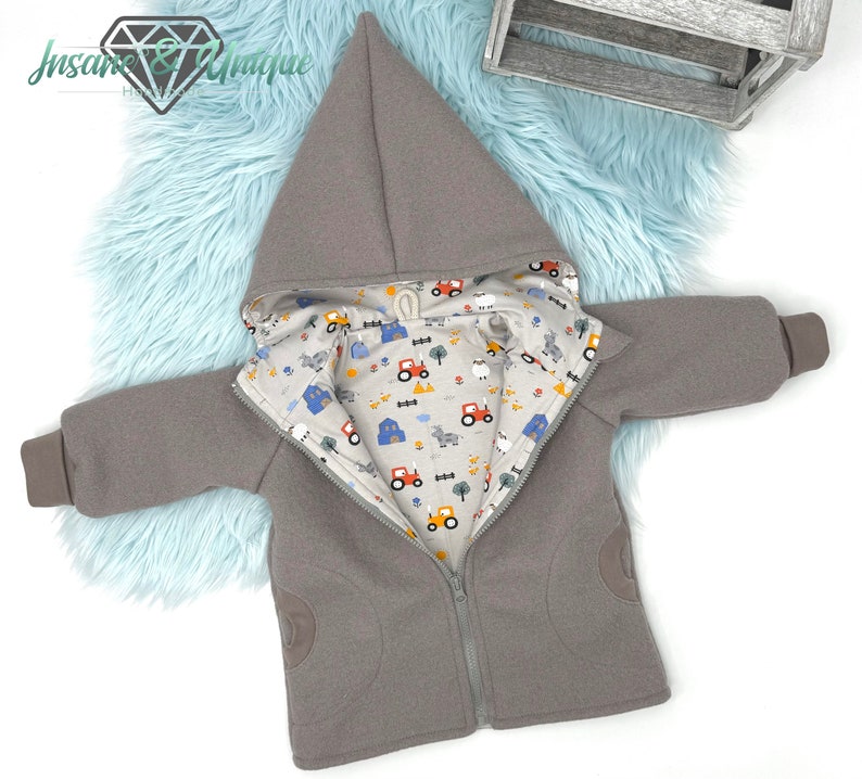 Walkjacke / Walkmantel Kinder Babys gefüttert / viele Stoffe wählbar / Zipfel o. Runde Kapuze, alles frei Wählbar : Waldtiere / Teddyfell Bild 1