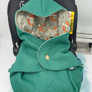 Gepersonaliseerde wikkeldeken voor babyautostoel 3-puntsgordelsysteem van wol en jersey/cadeau/geboorte/doop/handgemaakt/babyshower/wol