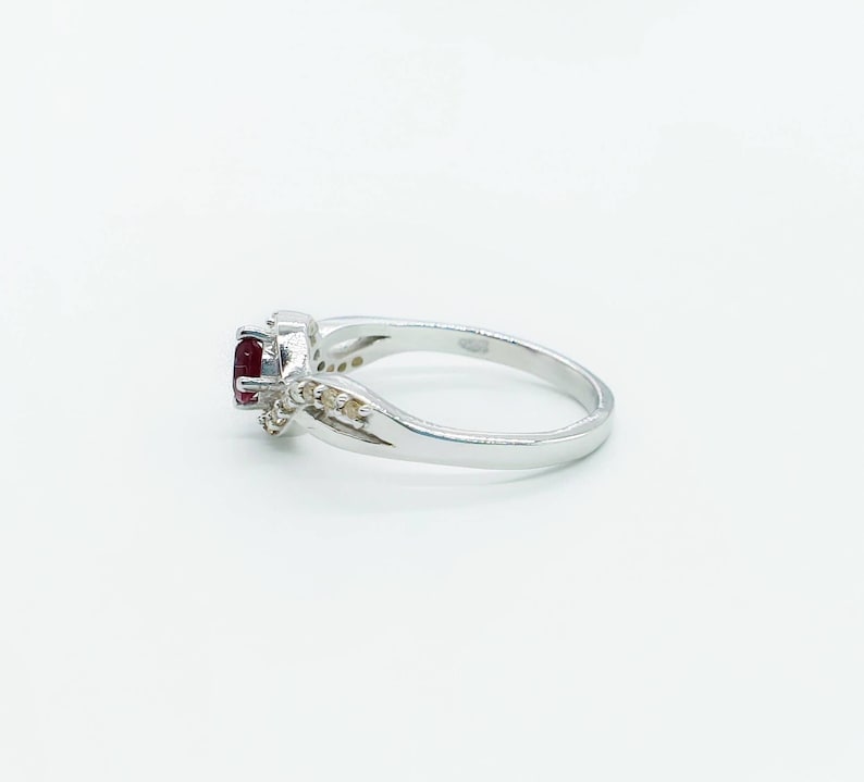Natural ruby 0.4 carat and diamonds 0.14 carat 925 sterling silver ring GF Hand made ring very good quality of ruby shape round