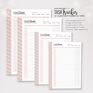 Pu&ograve; includere: Quattro pagine di tracciamento delle attivit&agrave; stampabili in diverse dimensioni: Letter, A5, A4 e HP Classic. Le pagine hanno un design a strisce rosa e nere e sono etichettate "TASK Tracker" con il testo "SIMPLE WORK PLANNER".