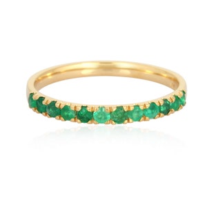 Half Eternity Emerald Band, Eternity Band, Dainty Stacking Ring, Emerald Wedding Band, Anniversary Ring, Stackable Ring, Christmas Gift Ring