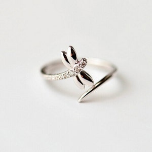 Sterling Silver Dragonfly Ring: Chevron Statement Jewelry