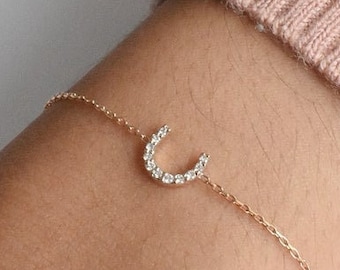 Bracciale a ferro di cavallo, bracciale placcato oro 18 carati, bracciale con graffetta, ciondolo a ferro di cavallo, zirconi cubici, portafortuna, gioielli in oro, festa della mamma - Italia