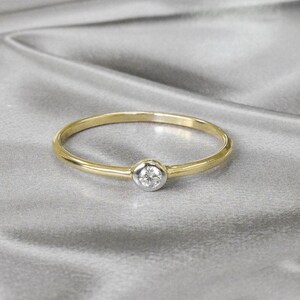 Single Diamond Bezel Set Ring / 18K 14K 10K Solid Gold Diamond Ring / Diamond Solitaire Ring / Promise Ring / Thin Gold Band / Diamond Ring