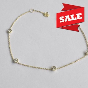 Diamond Solitaire Bracelet / Five Diamond Bracelet / Natural Brilliant Cut Bezel Set Diamond Bracelet / Diamonds By The Yard Bracelet