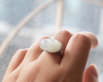 Oval Mother of Pearl Sterling Silver Ring: Rose & Yellow Gold Plated