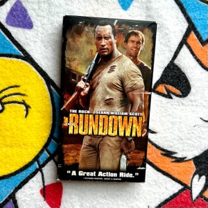 The Rundown VHS Tape 2003 • Dwayne “The Rock” Johnson, Seann William Scott • Late Release Action Movie