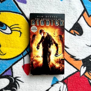 The Chronicles of Riddick VHS Tape 2004 • Vin Diesel • Late Release Sci-Fi Action Adventure Movie
