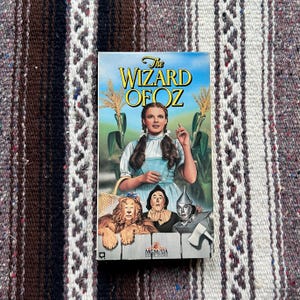 Vintage Wizard of Oz VHS Tape 1990s MGM / Judy Garland Classic - Collectible Movie