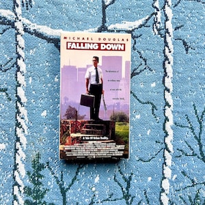 Falling Down (VHS, 1993) Thriller Movie