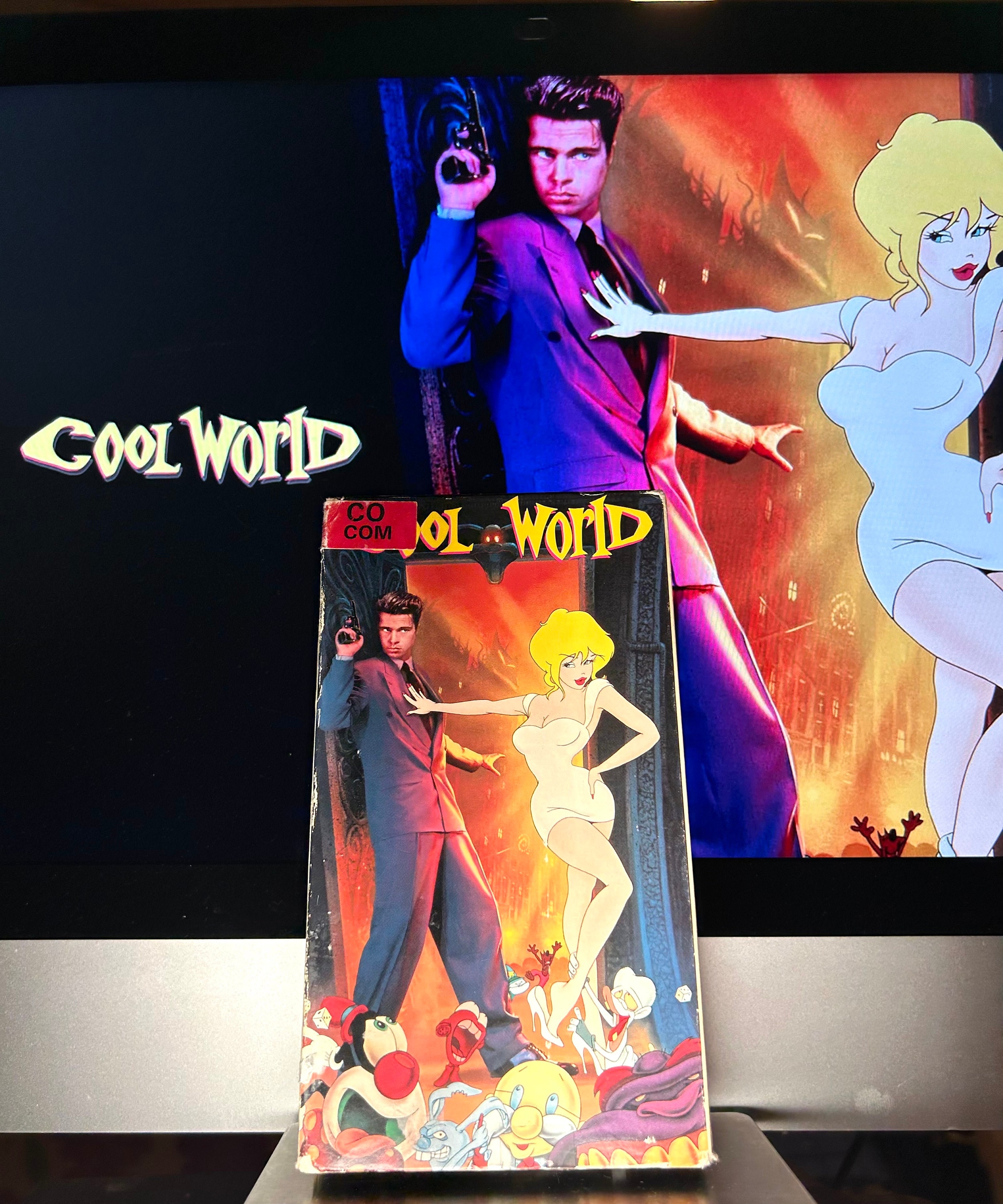Cool World VHS Tape 1992 • Brad Pitt Kim Basinger • Ralph Bakshi
