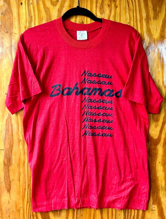 Vintage 80s Nassau Bahamas Single Stitch T-shirt
