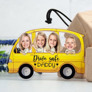 赤ちゃんの写真を使ったカスタムカーフォトオーナメント、お父さんの車用カーミラーチャーム、初めてのお父さんへの父の日のプレゼント、安全運転のお父さんの車用キーホルダー
