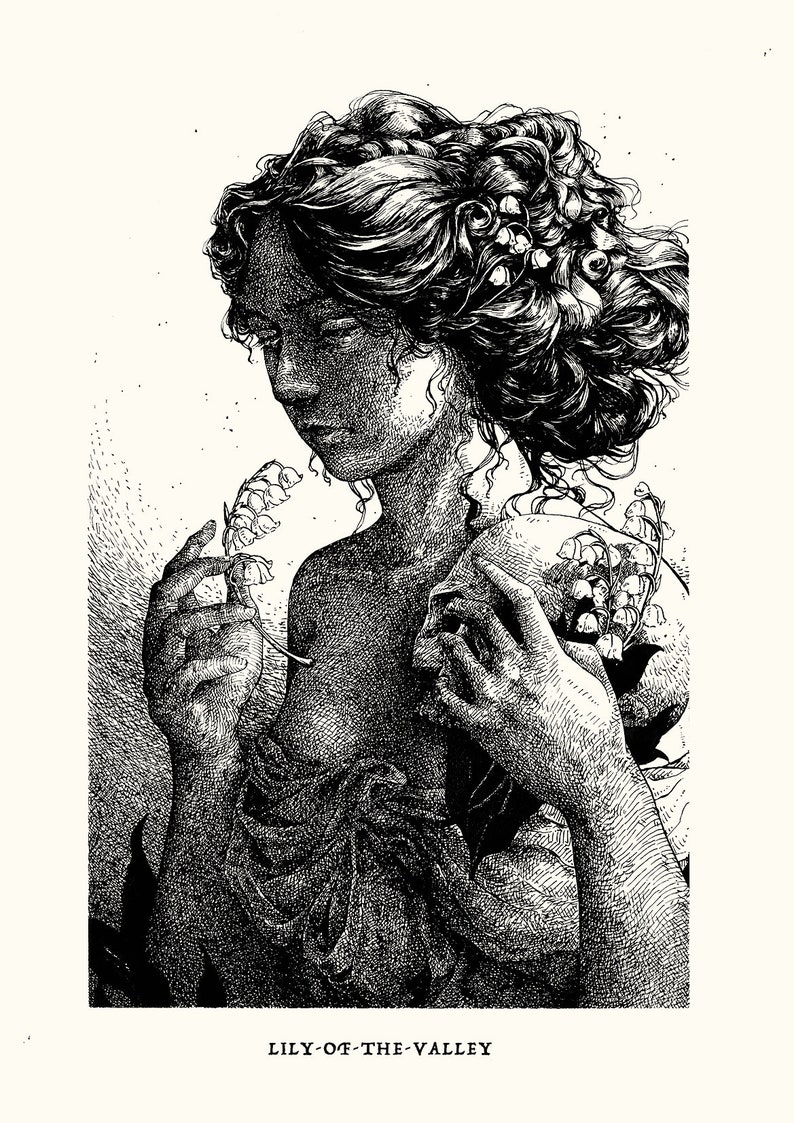 Pu&ograve; includere: Un'illustrazione in bianco e nero di una donna con i capelli lunghi e fluenti che tiene un mazzo di mughetti. La donna indossa un abito semplice e ha un'espressione malinconica sul viso. L'immagine &egrave; intitolata "Mughetto".