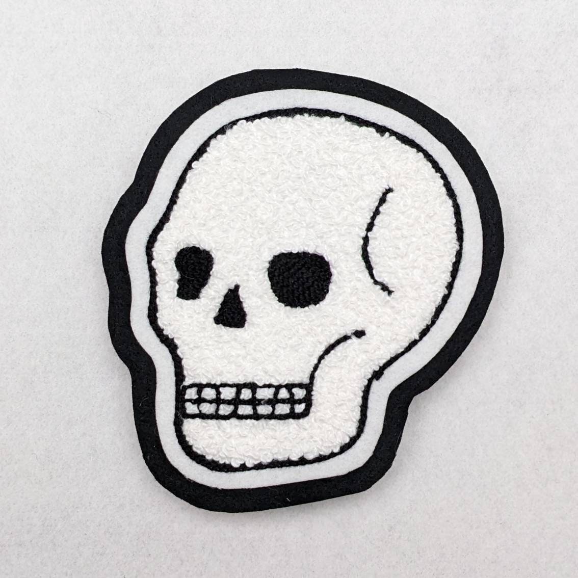 Large Iron On Patch • Embroidered Patch • Custom - Cloths - Punk - Vintage  • 1x Patch • Motor Head Skull