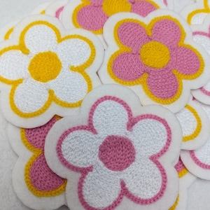 Chainstitch Daisy Patch - Sew On