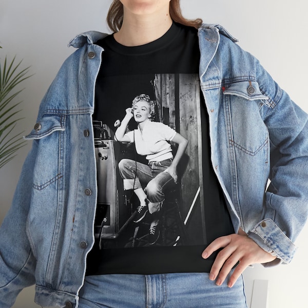 Vintage Retro Shirt Marilyn Monroe Fan art Shirt Old Hollywood Shirt For Marilyn Fans.