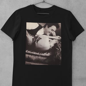Carrie Bradshaw and Big romantic couple fan art Unisex Fit Tee Shirt for Sex And The City fans