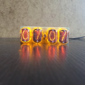 Nixie tube clock in-12 Yellow Christmas gift, nixie clock , nixie gift,handmade