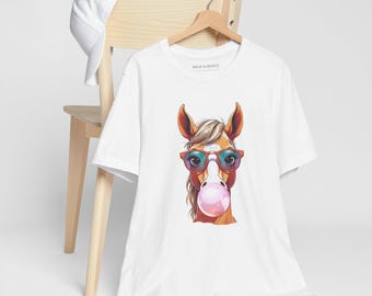 Camiseta divertida de caballo: camiseta con un lindo caballo con gafas de sol soplando burbujas, camiseta gráfica de regalo para amantes de los animales, camiseta de caballo con ambiente veraniego.