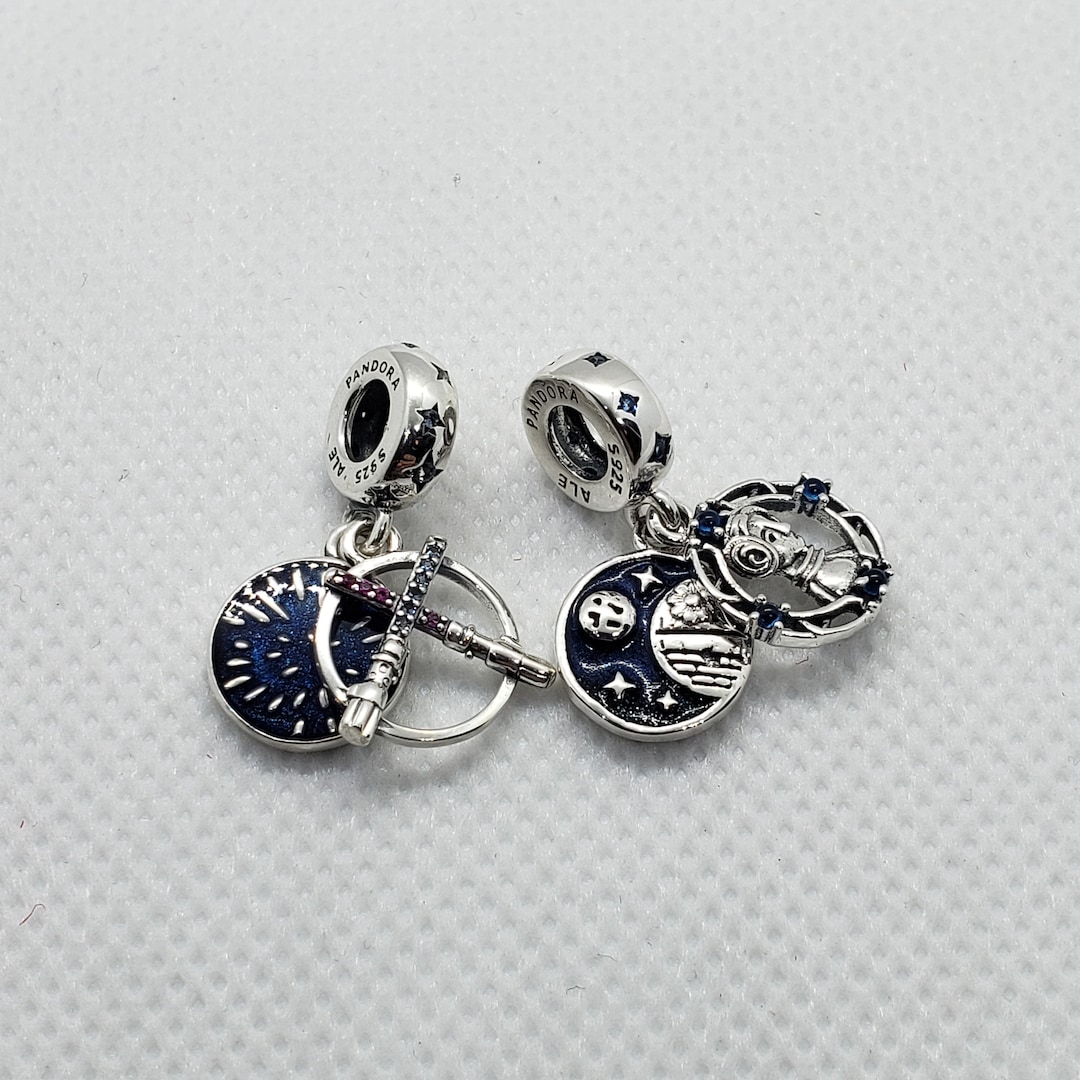 Set of NEW Star Wars Dangle Princess Leia and Lightsaber