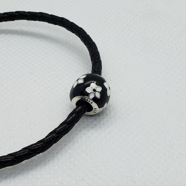 NEW  Pandora Authentic Mystic Flower With Black and White Enamel Vintage Charm Adventures Limited 2023