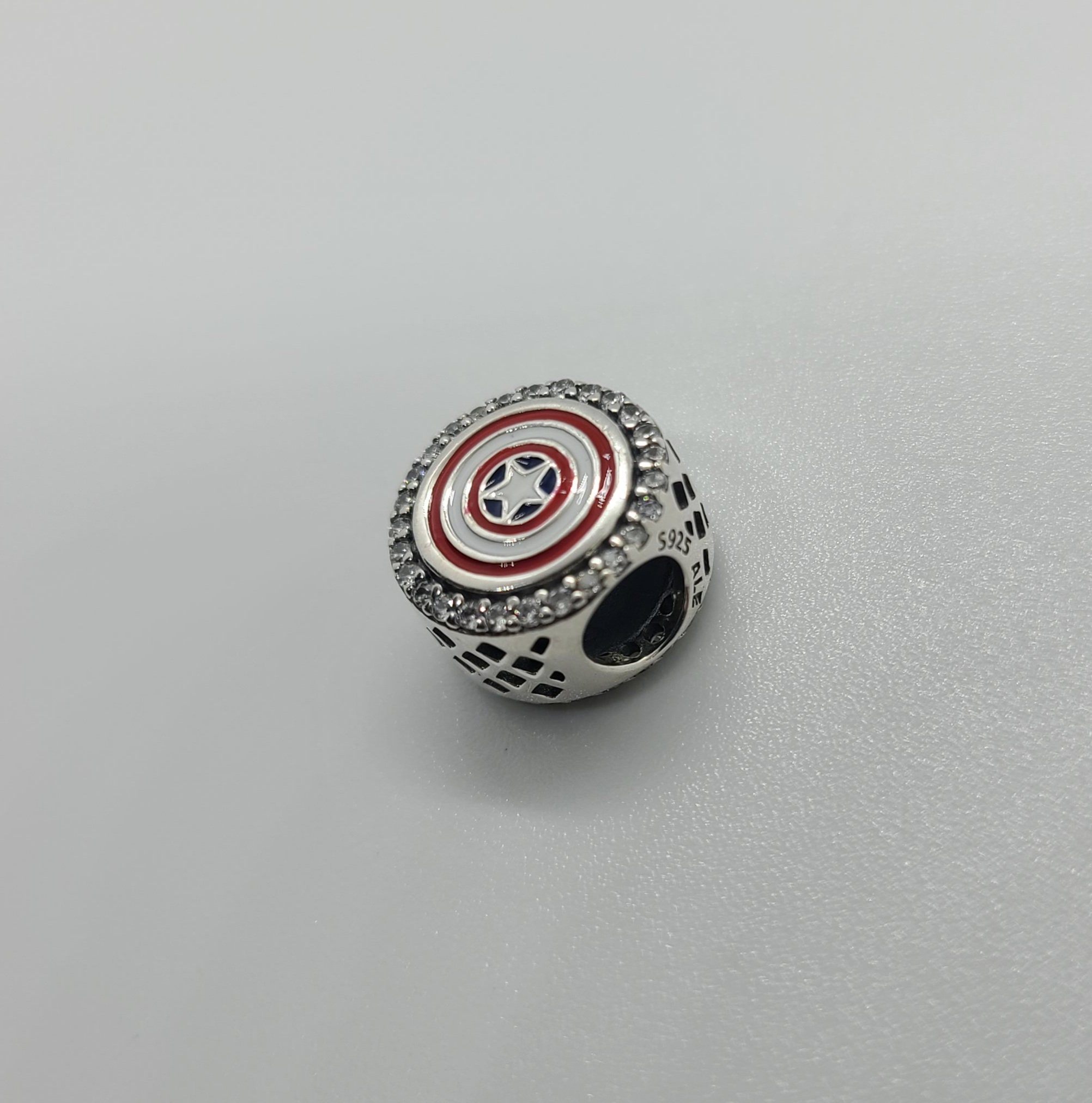 Pandora america charm deals
