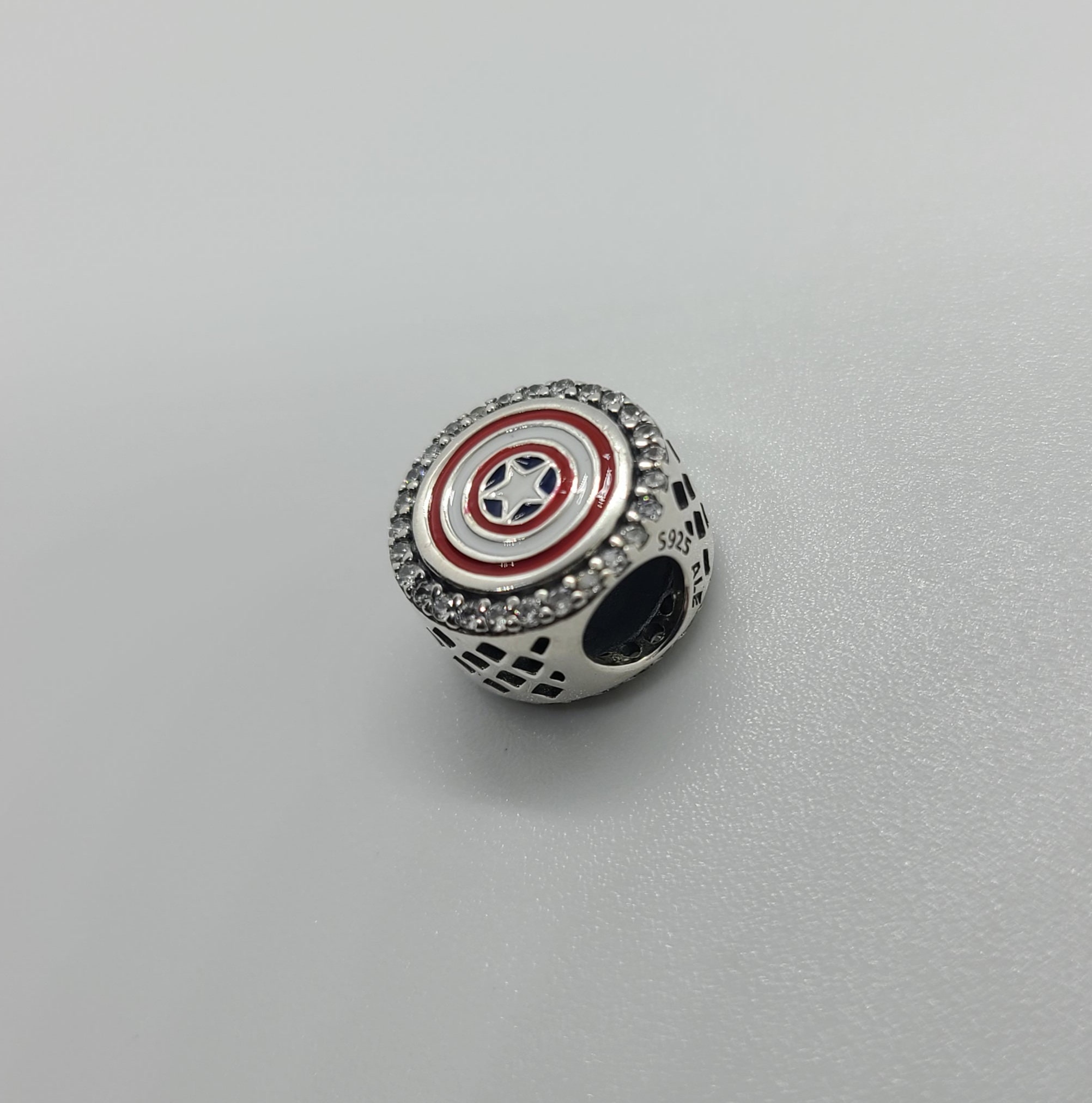 Authentic Pandora NEW Marvel Captain America Charm HOT S925 -