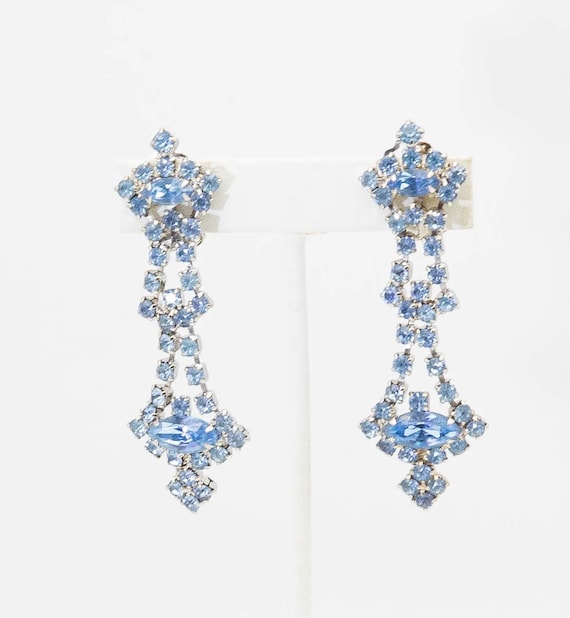 Vintage Blue Rhinestone Dangle Clip Earrings - JD1