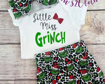 Little Miss Christmas / Green Santa/ Santa Claus/ Christmas Outfit/ Santa Bummies/ Top, Bummies and Bow set