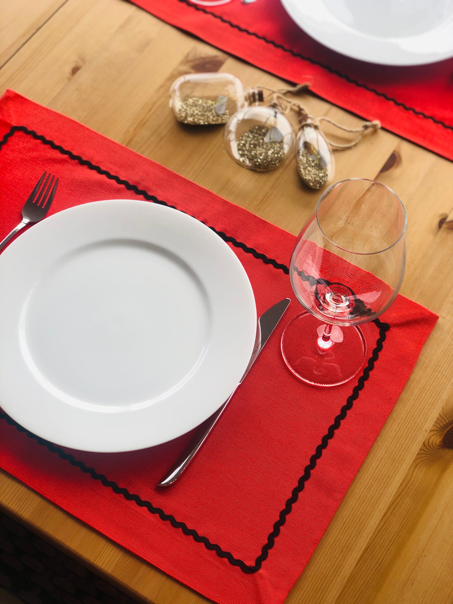 Red and Black Placemat / Black Hemstitch Placemat / Cotton Placemat