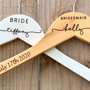 Personalized Bridesmaid Hangers, Bride Hanger for Wedding Dress, Custom Bridal Hanger, Hangers for Bridesmaids, Hangers for Wedding