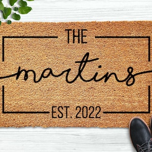 Personalized Doormat with Family Name, Last Name Custom Doormat, Welcome Mat, Housewarming Gift, New Home Gift, Wedding Gift, Realtor Gift