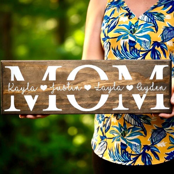 Personalized Mom Gift, Personalized Gift for Mom, Custom Gift for Mom, Custom Mom Sign, Mom Wood Sign, Custom Mom Gift, Mom Wooden Sign Mom