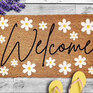 Daisy Doormat, Spring Doormat, Spring Decor, Personalized Doormat, Funny Doormat, Welcome Mat, Front Door Mat, Front Door Decor, Patio Decor