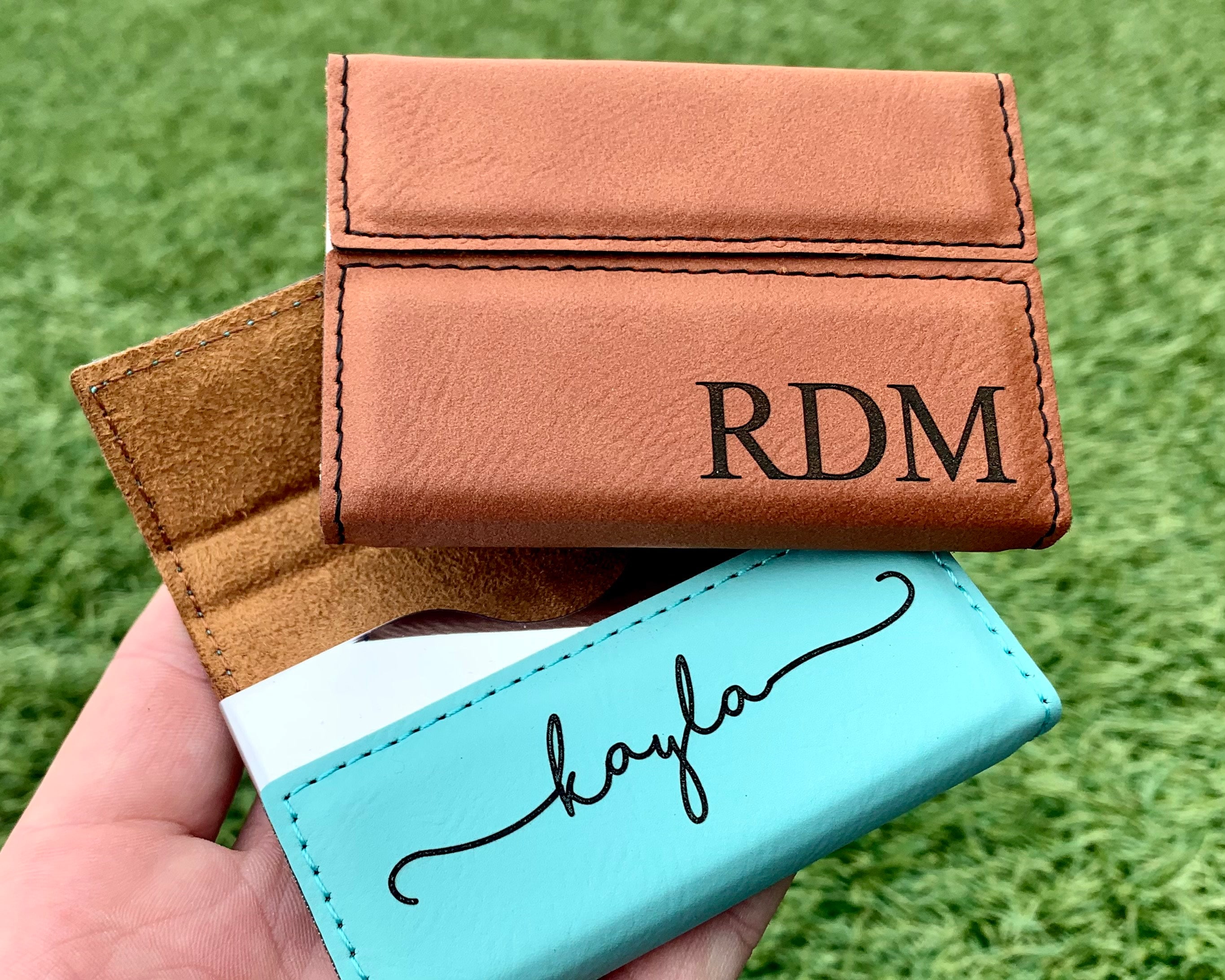 ☆LEMASQUE☆ Dow Flat Business Card Holder Wallet Cream Whit Legacy Leather Small Wallet – King Ranch Saddle Shop