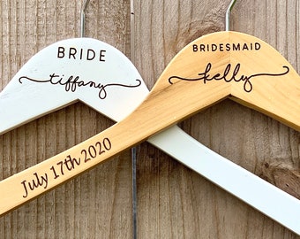 Personalized Bridesmaid Hangers, Bride Hanger for Wedding Dress, Custom Bridal Hanger, Hangers for Bridesmaids, Hangers for Wedding