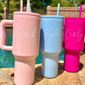 Laser Engraved Personalized 40 oz Tumbler with Handle, Personalized Tumbler,Custom Tumbler with Straw,Bridesmaid Gift,Birthday Gifts for Her