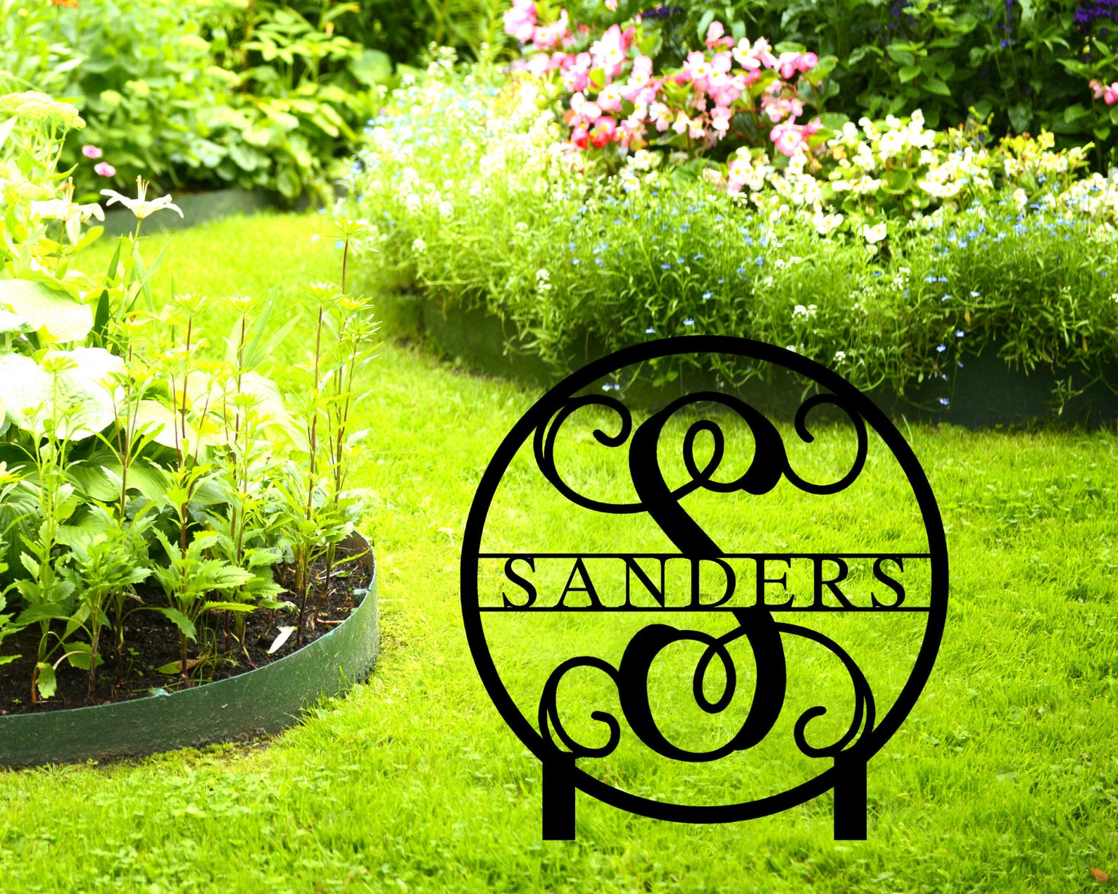 Family Last Name Metal Yard Sign Lawn Metal Signs Etsy