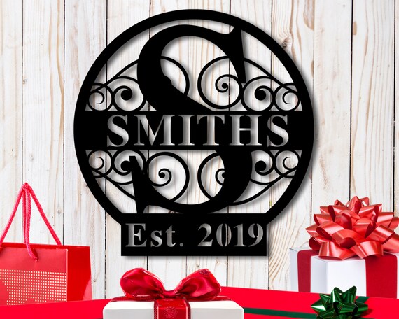 Housewarming Gift Door Hanger Wedding Gift for Living Room Metal Monogram Sign Rustic Metal Wall Art 24 Inch Last Name Sign Personalized Family Name Metal Sign Metal Wall Art