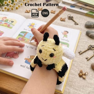 Sensorische Biene Fidget Toy Häkelanleitung, Bee Slap Armband für Kinder, Sensorisches Werkzeug für ruhiges Klassenzimmer, ADHS Angst Relief Stimming Spielzeug PDF