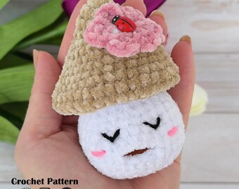 あみぐるみ　ハンドメイド　マッシュルーム　12編芸【1体から購入可】 かぎ針編みのストロベリーマッシュルームポップパターン LOW SEW ミニ