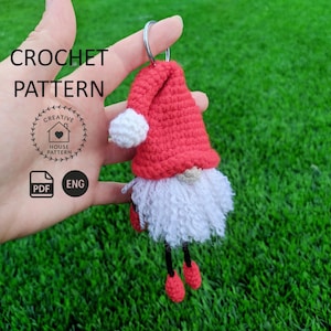Christmas gnome crochet pattern PDF English, amigurumi gnome, keychain crochet pattern, small gnome pattern, amigurumi keychain pattern