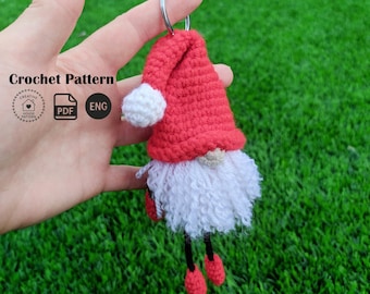 Christmas gnome crochet pattern PDF English, amigurumi gnome, keychain crochet pattern, small gnome pattern, amigurumi keychain pattern
