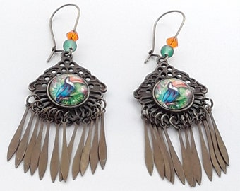 Hanging earrings small cabochon toucan and bronze metal charms