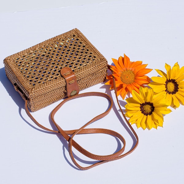 Cute lil Rattan bali bags handcrafted beach style native bags (BEST SELLER)