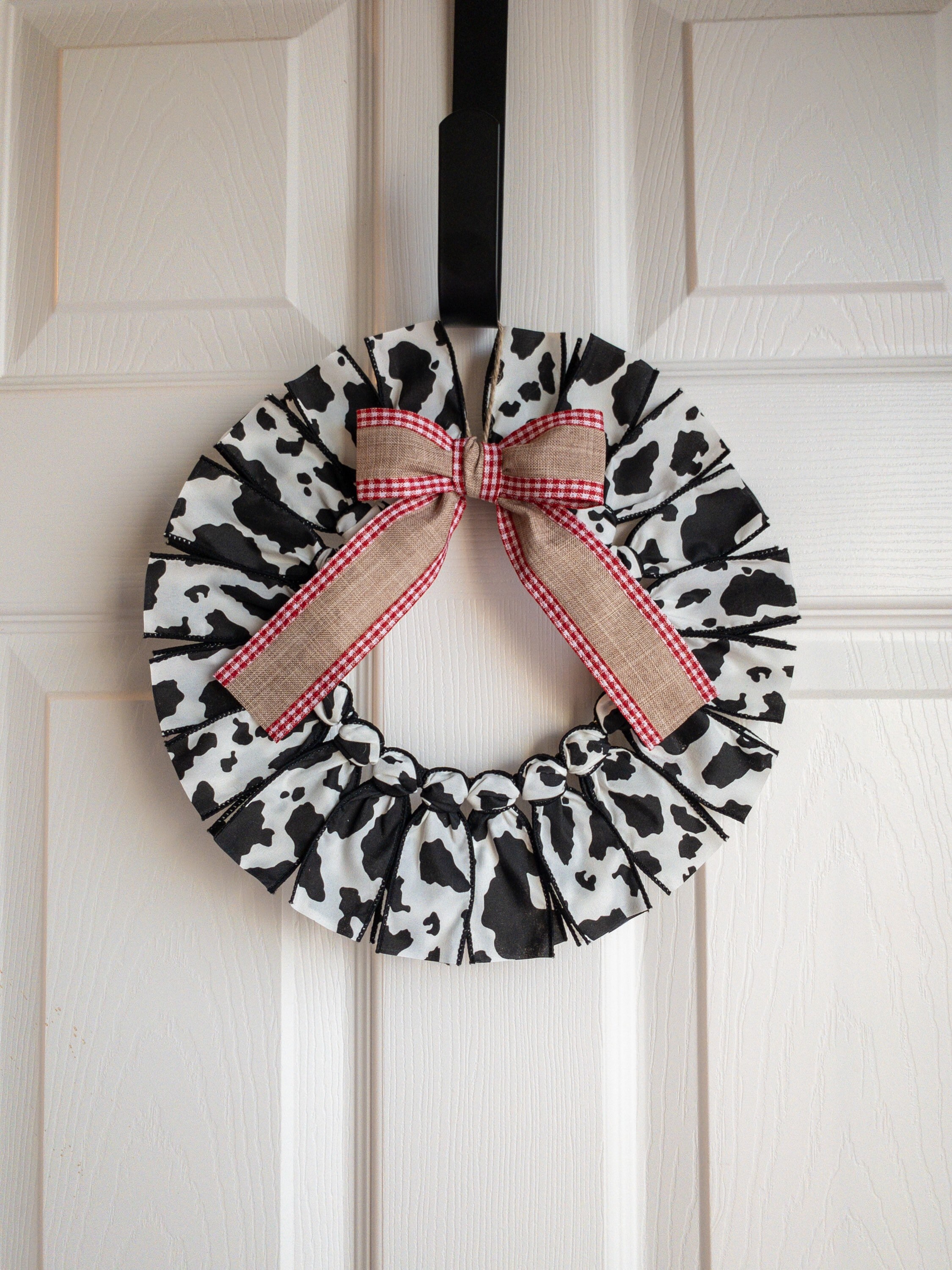 Small Cow Print Wreath Cow Decor Cowhide Decor Farm Kitchen Etsy