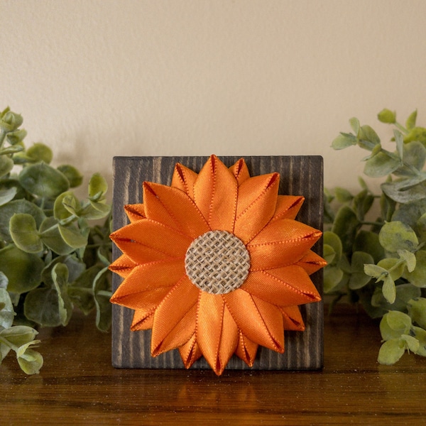 Orange Flower Mini Wood Blocks, Mini Tiered Tray Decor, Flower Mini Wood Art, Fall Flower Decor, Farmhouse Flower Decor, 3D Flower Art